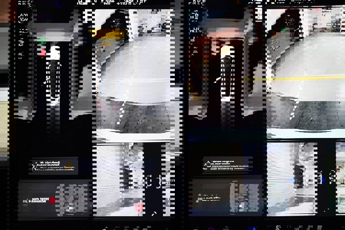 Used 2023 Tesla Model 3 Long Range image 24