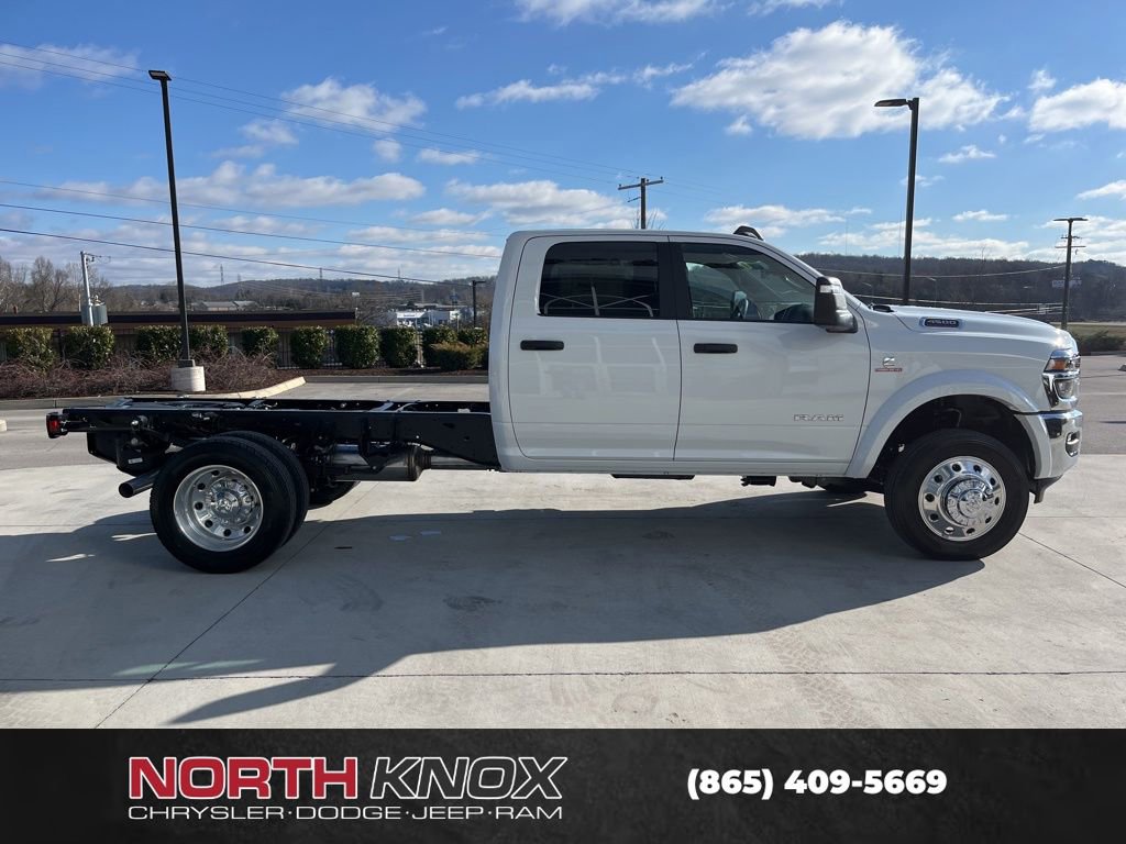 New 2026 RAM 4500 4x4 Crew Cab DRW image 19