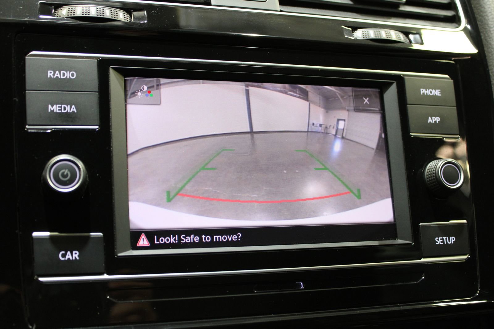 Used 2018 Volkswagen GTI S image 27