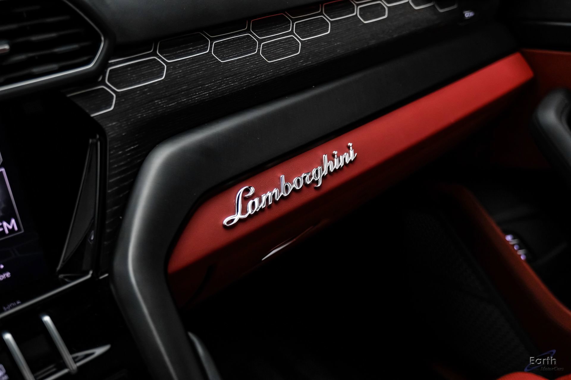 Used 2022 Lamborghini Urus AWD/4WD image 72