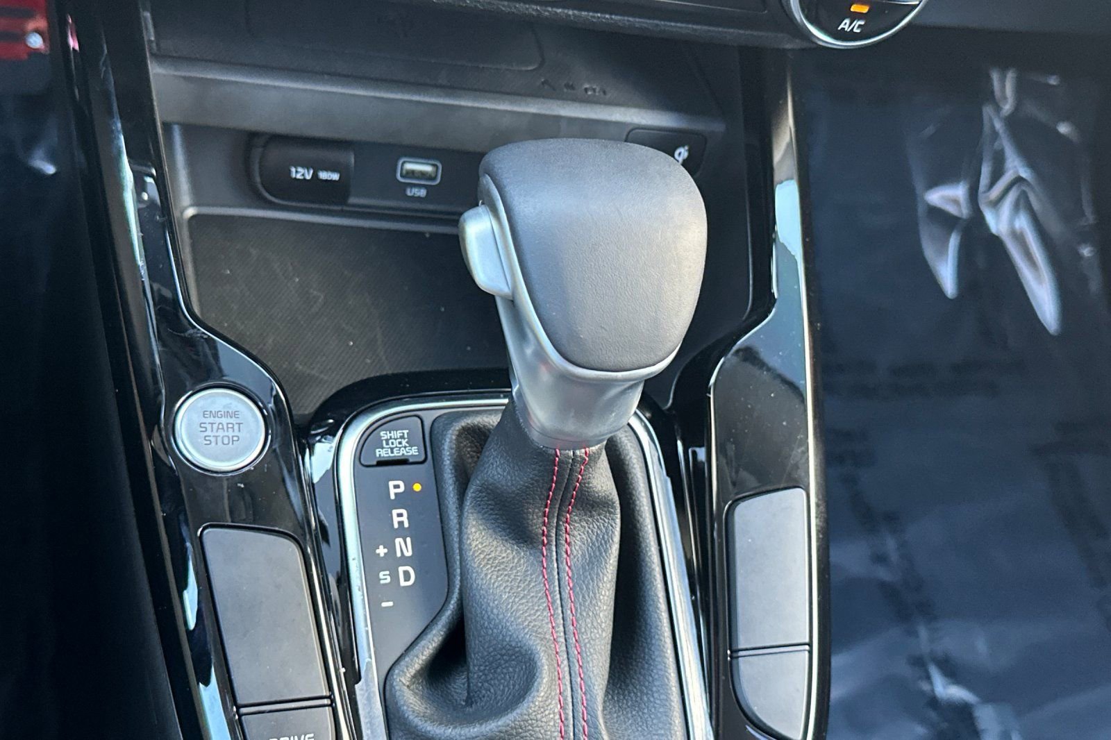 Used 2025 Kia Soul GT-Line image 26