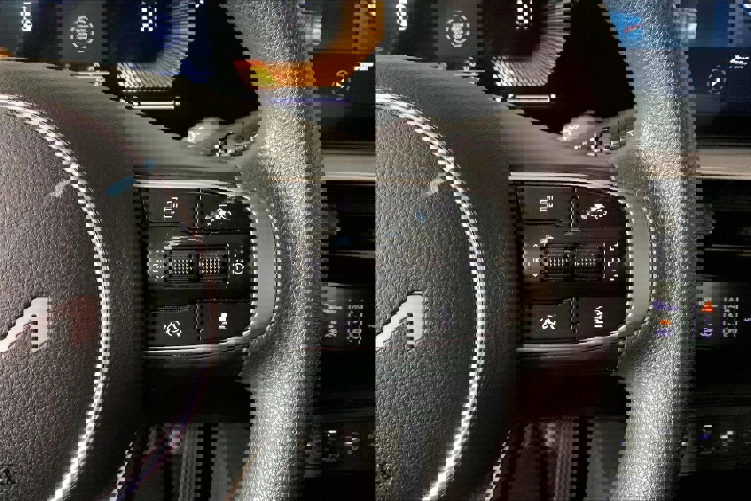 Used 2025 Kia K5 LXS image 19