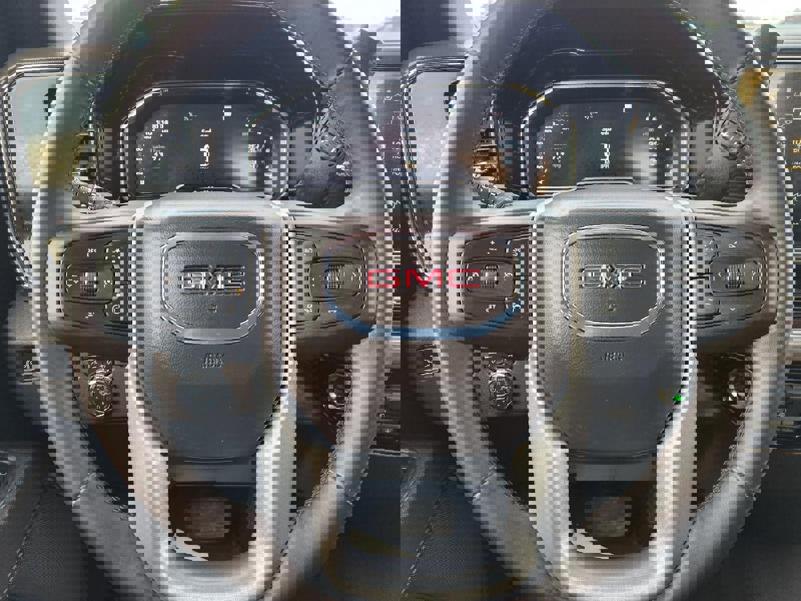 Used 2025 GMC Sierra 1500 SLT image 9