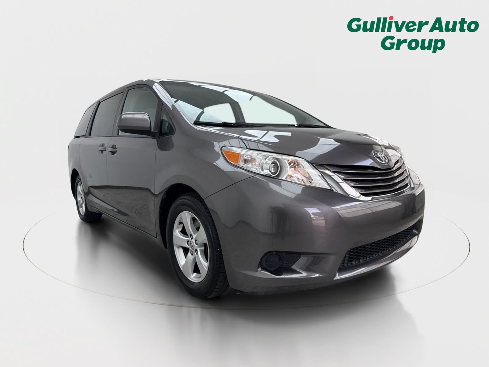 Used 2017 Toyota Sienna LE FWD image 13