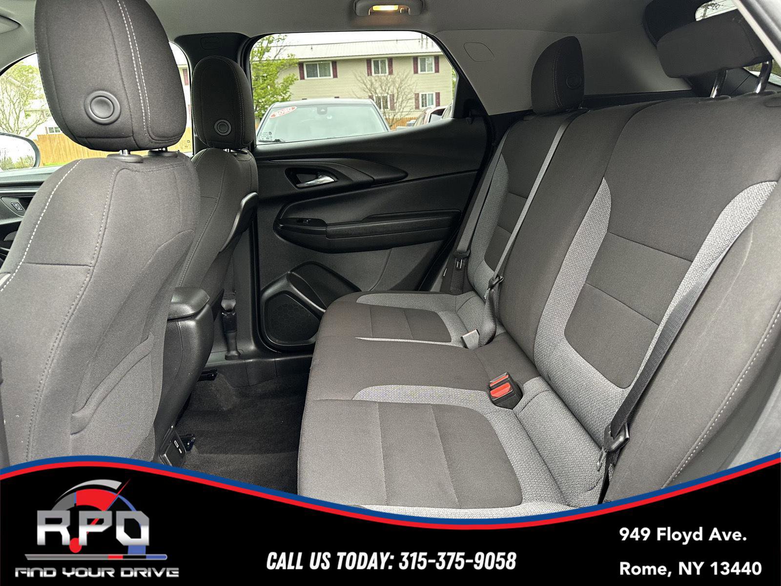 Used 2021 Chevrolet TrailBlazer LT w/ Sun and Liftgate Package AWD/4WD image 27