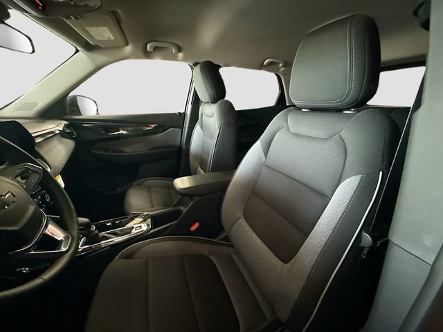 New 2026 Chevrolet TrailBlazer LT w/ Midnight Edition AWD/4WD image 21