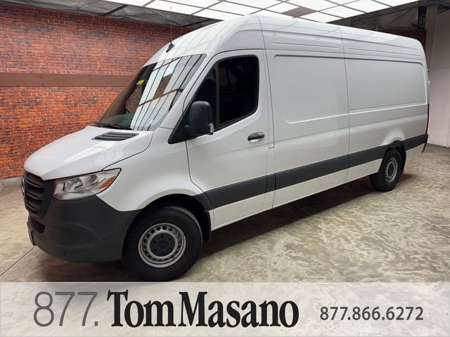 Used 2024 Mercedes-Benz Sprinter 2500 image 1