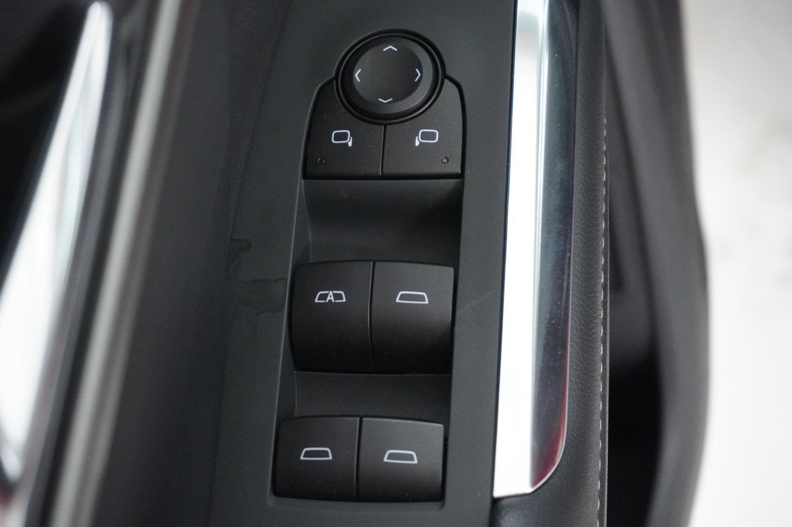 New 2026 Chevrolet Traverse LT w/ Sun and Wheel Package image 14