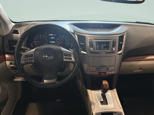 Used 2013 Subaru Outback 2.5i Limited w/ Moonroof Pkg AWD/4WD image 31