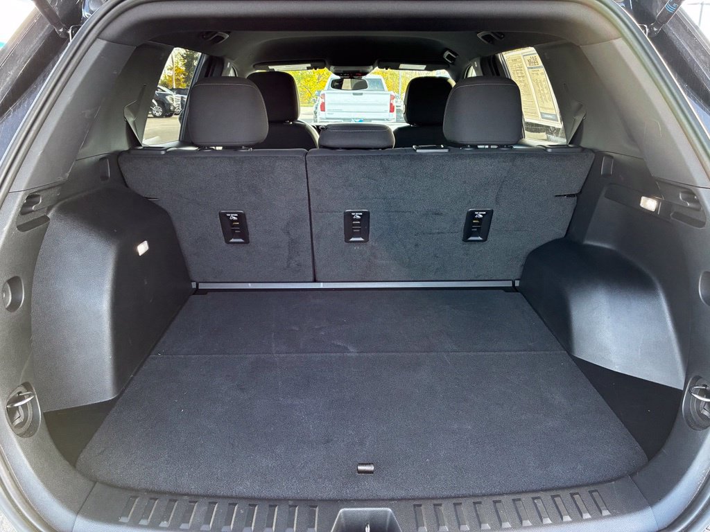 Used 2026 Chevrolet Equinox LT AWD/4WD image 33