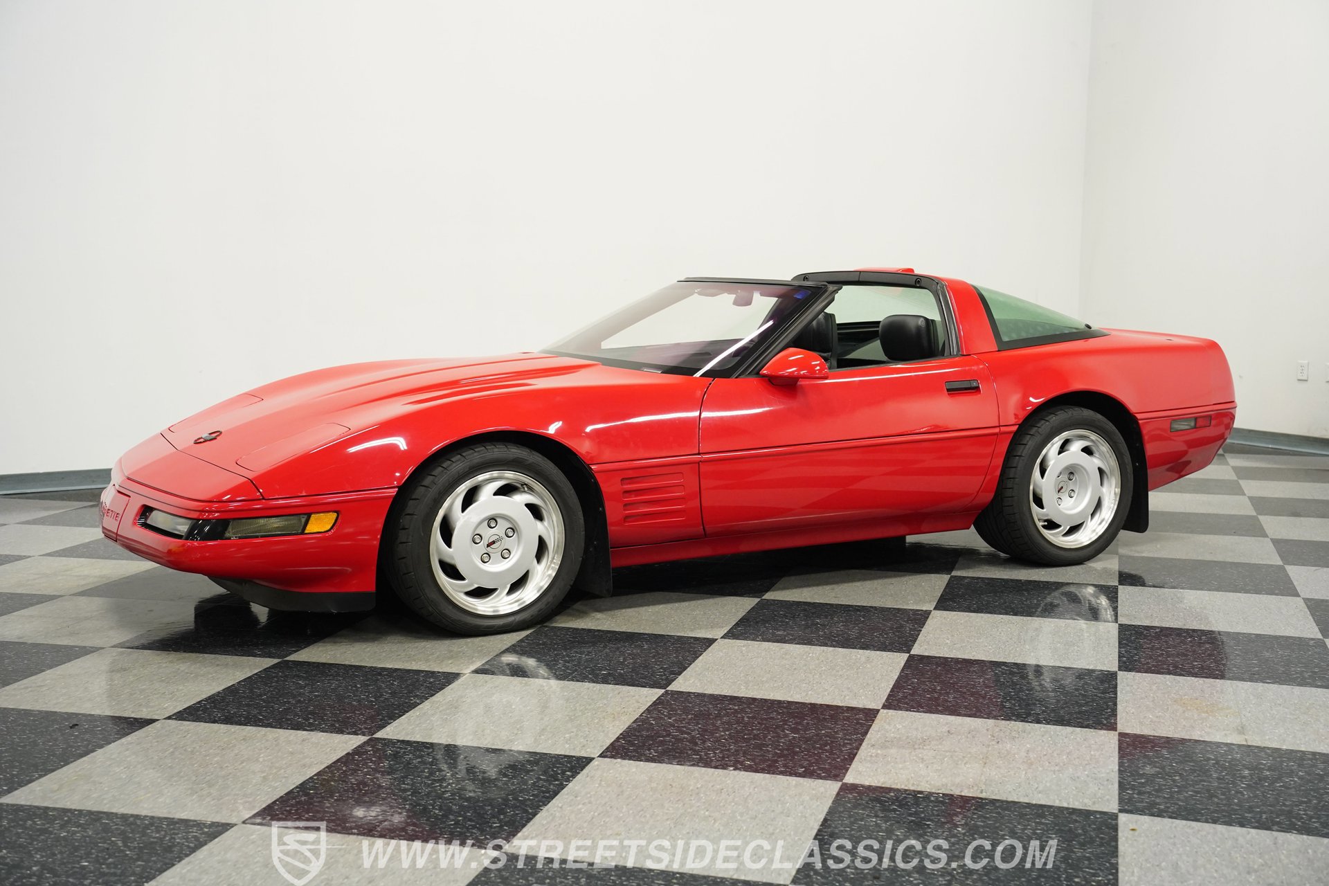 Used 1991 Chevrolet Corvette ZR-1 image 6