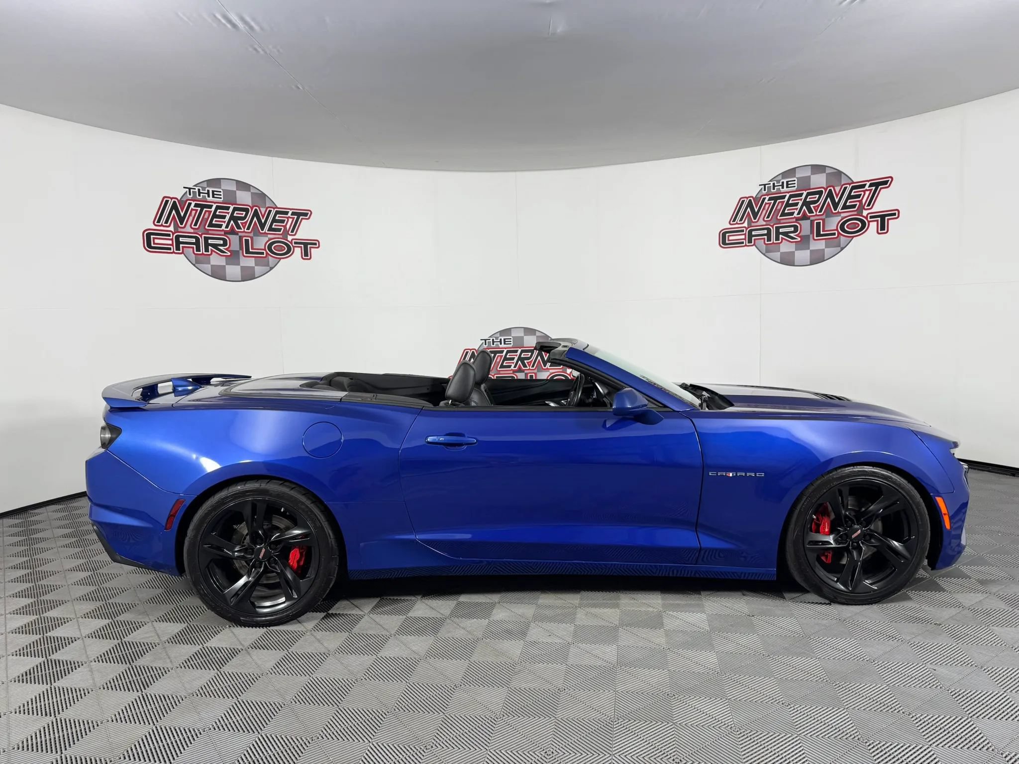Used 2021 Chevrolet Camaro SS RWD image 14