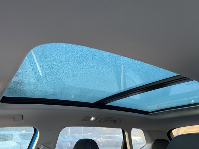 Used 2023 Volkswagen Taos SE image 11