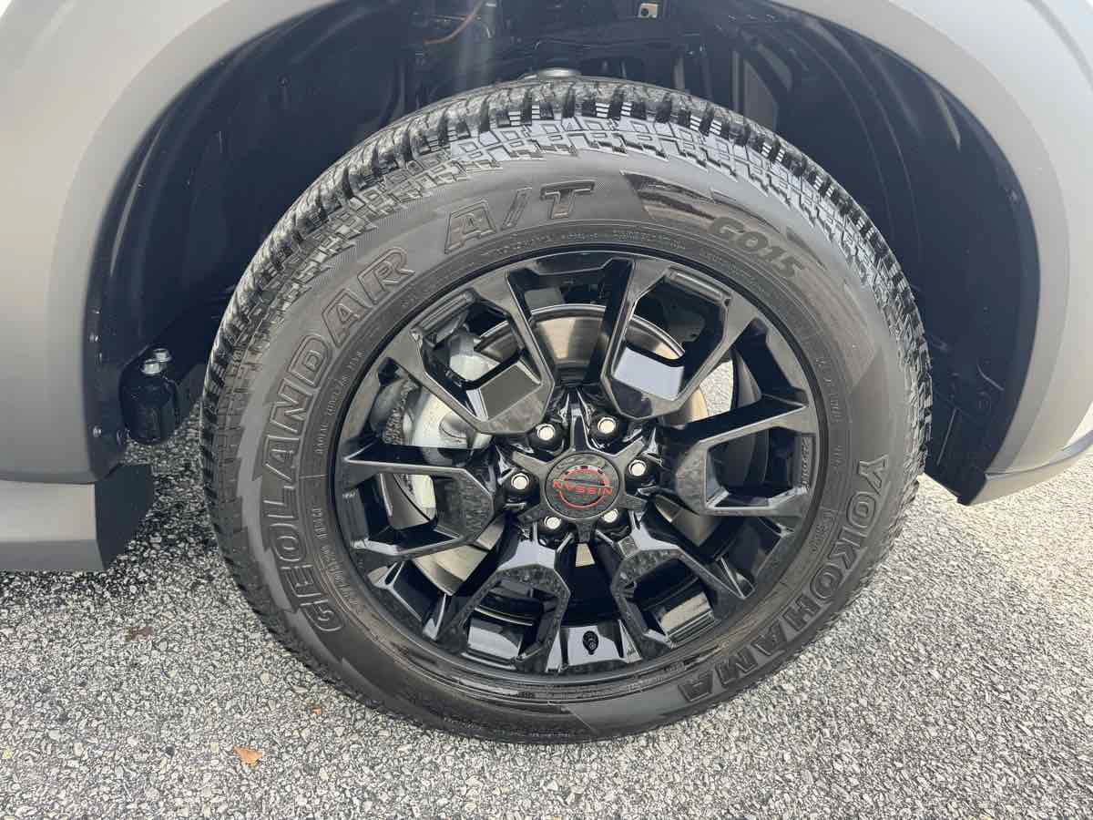 Used 2025 Nissan Armada PRO-4X w/ Pro-4X Premium Package AWD/4WD image 37