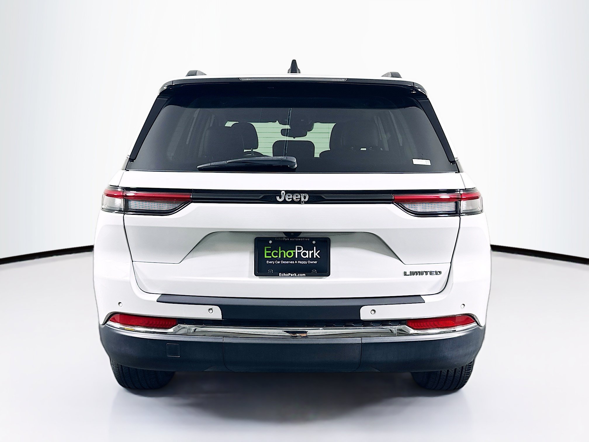 Used 2023 Jeep Grand Cherokee Limited RWD image 7