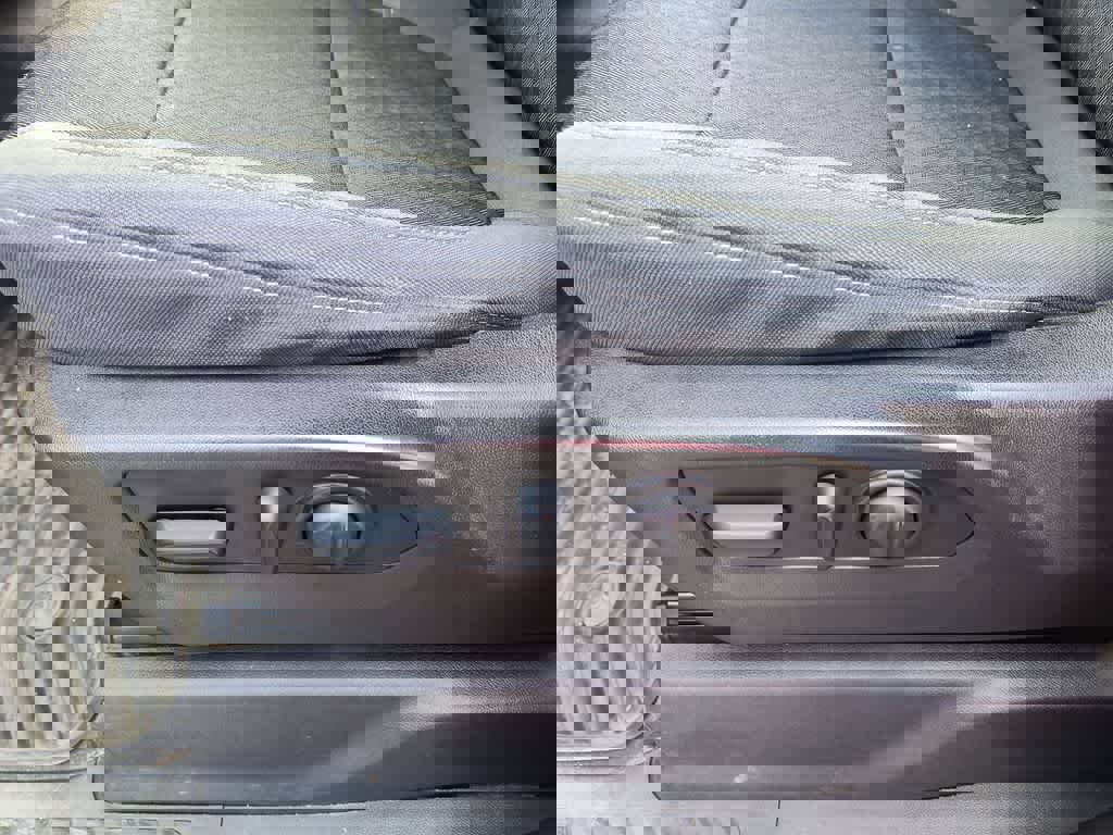 Used 2023 Chevrolet Silverado 2500 Custom w/ Custom Value Package AWD/4WD image 12