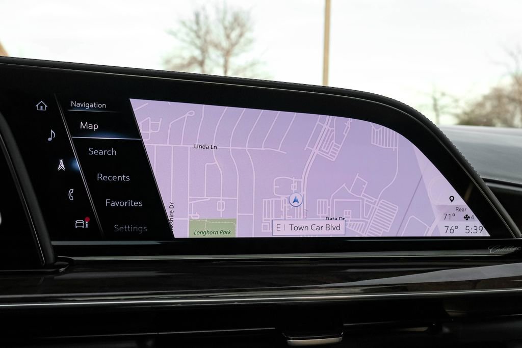 Used 2021 Cadillac Escalade Sport Platinum w/ LPO, Floor Liner Package image 21