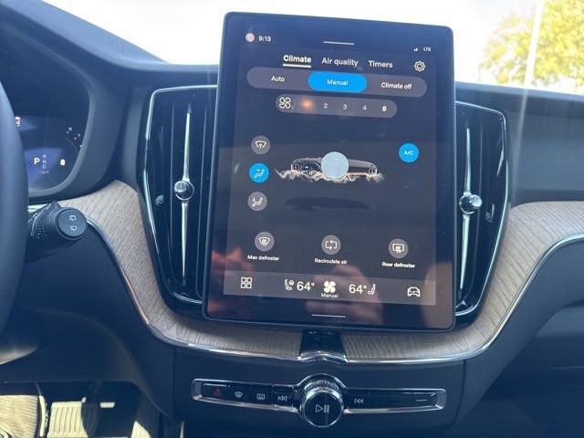 New 2026 Volvo XC60 B5 Plus w/ Climate Package image 30