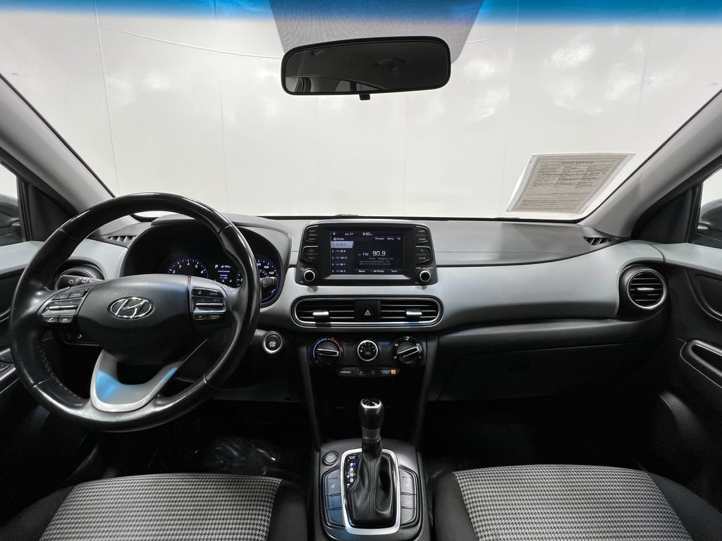 Used 2018 Hyundai Kona SEL FWD image 18