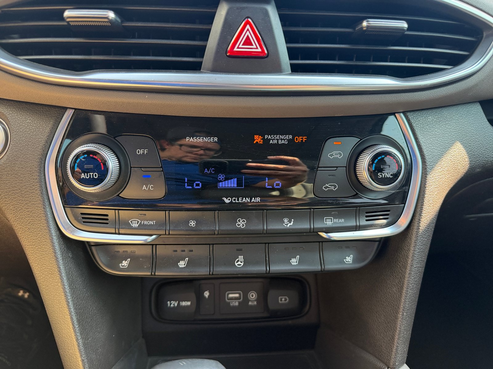 Used 2019 Hyundai Santa Fe FWD image 25