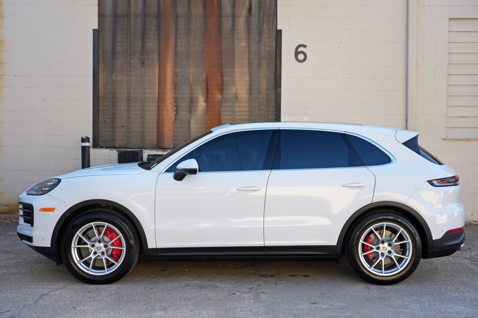 Used 2024 Porsche Cayenne S w/ Premium Package Plus AWD/4WD image 54