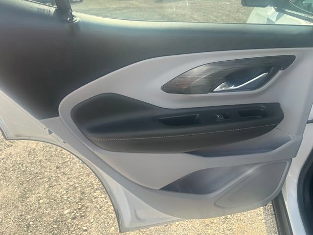 Used 2023 GMC Terrain SLE AWD/4WD image 19