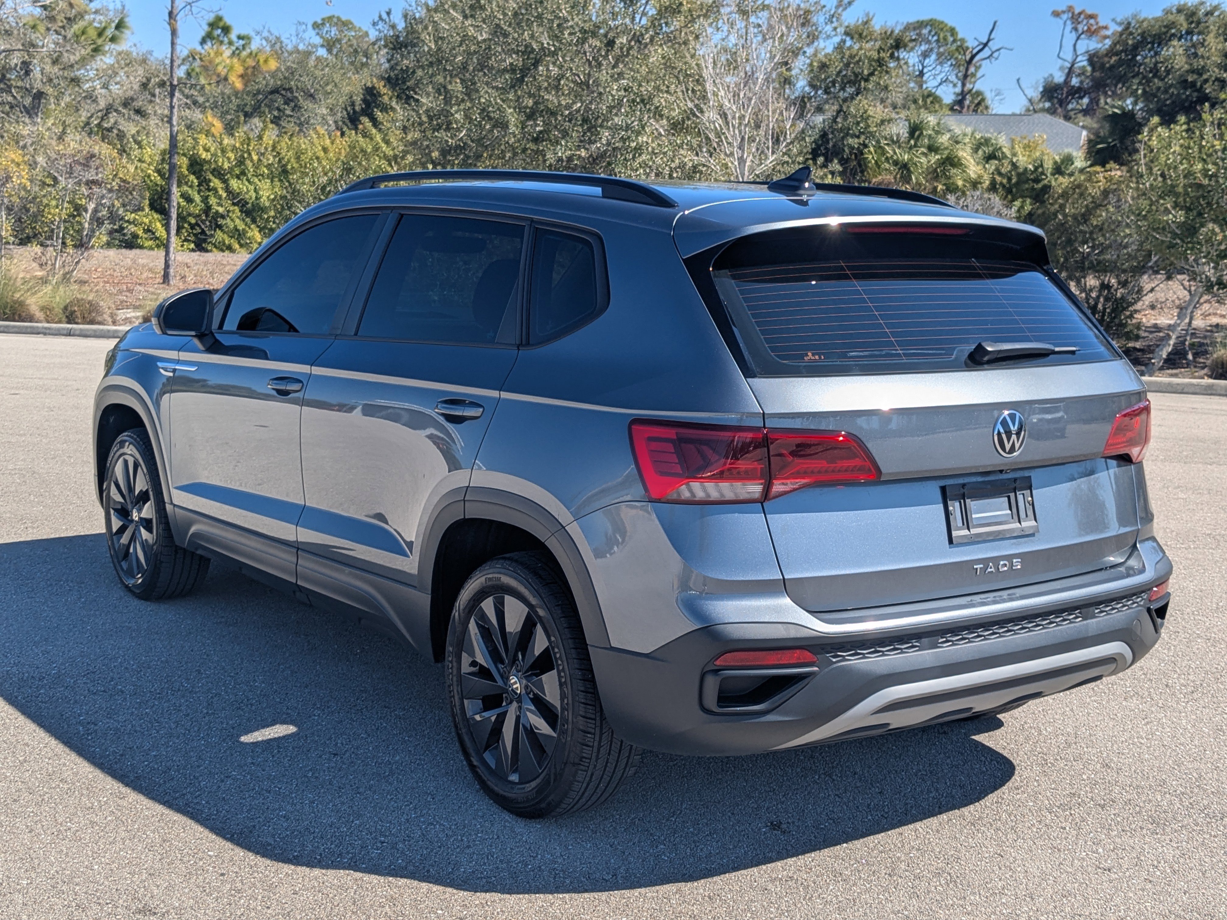 Used 2023 Volkswagen Taos S image 7