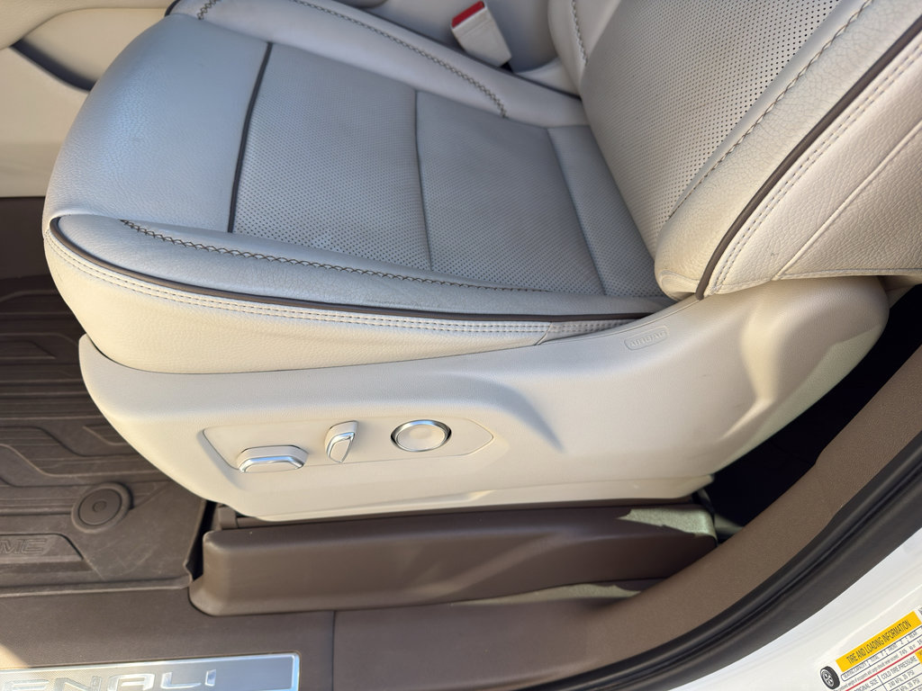 Used 2021 GMC Yukon Denali image 54