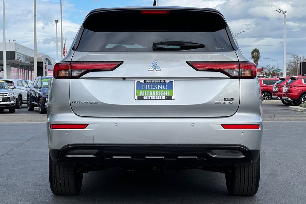 New 2025 Mitsubishi Outlander SEL Black Edition image 6
