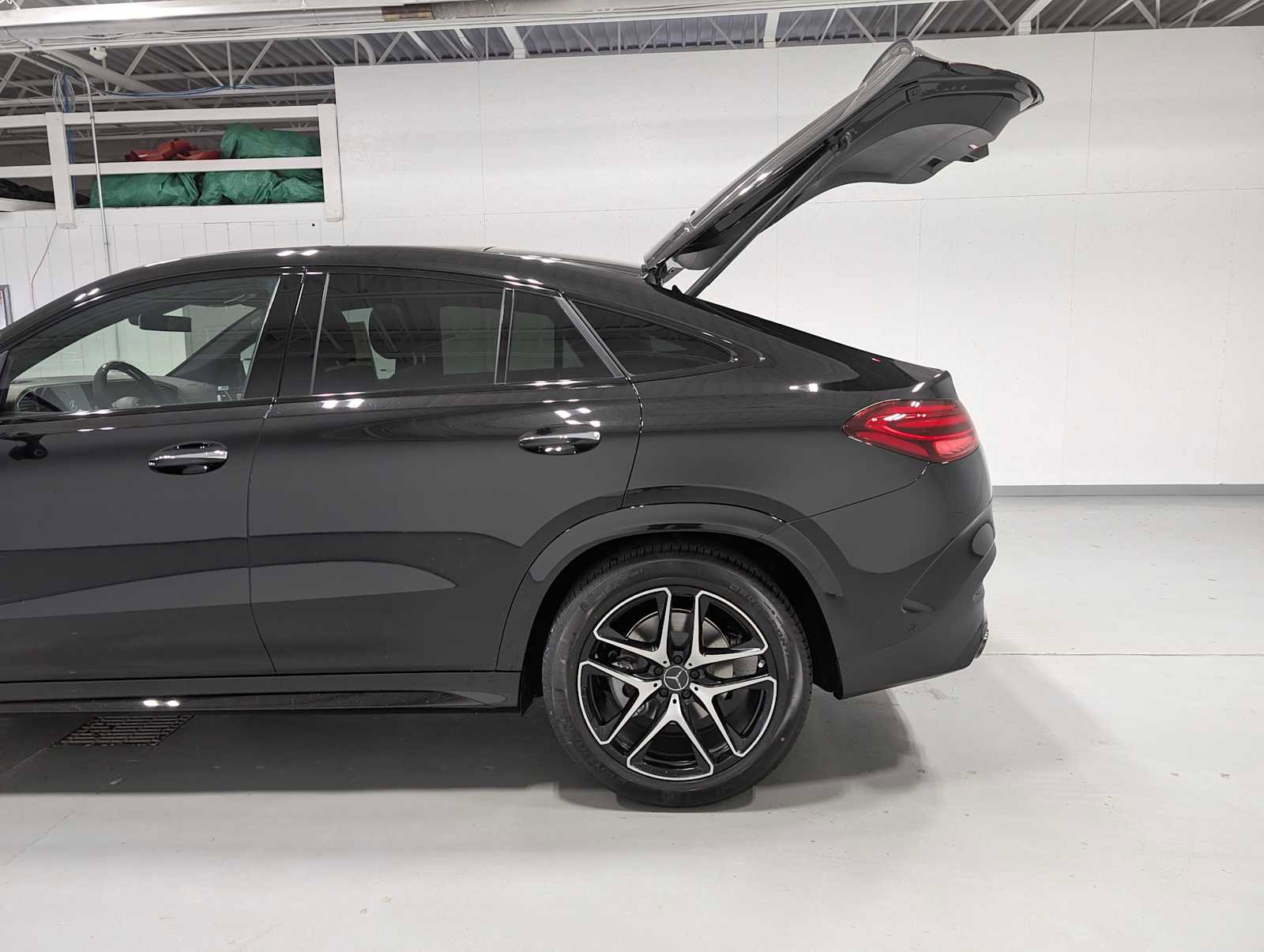 New 2026 Mercedes-Benz GLE 53 AMG 4MATIC Coupe image 9