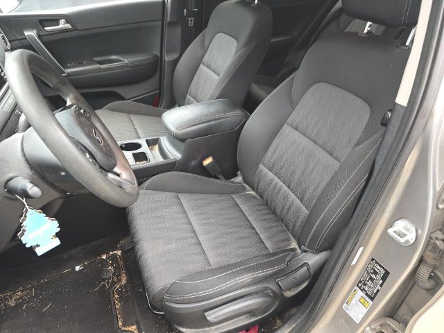 Used 2020 Kia Sportage LX FWD image 13