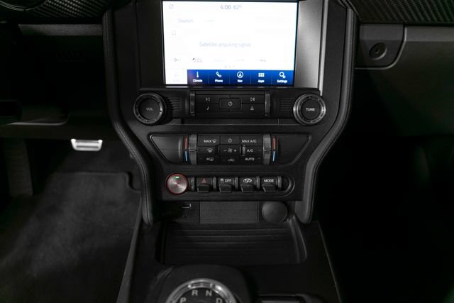 Used 2020 Ford Mustang Shelby GT500 w/ Carbon Fibre Track Pack RWD image 22