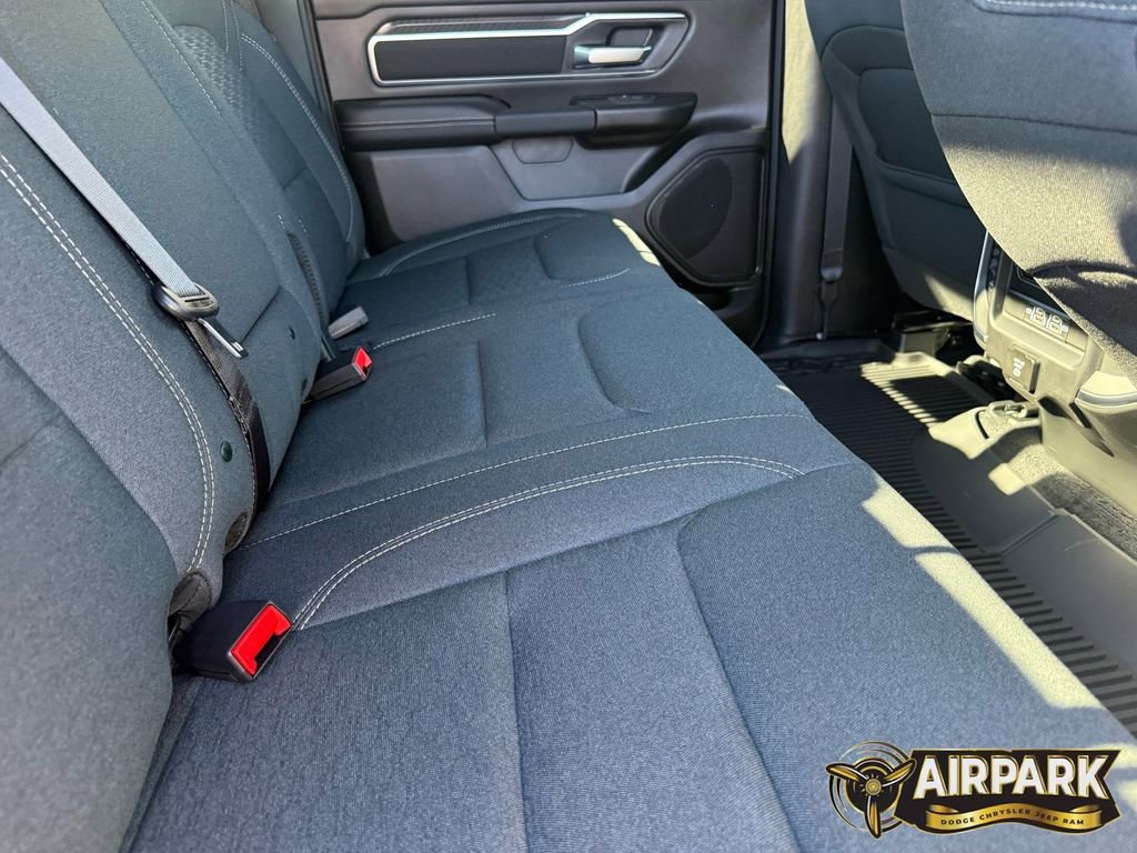 New 2026 RAM 1500 4x4 Crew Cab image 27