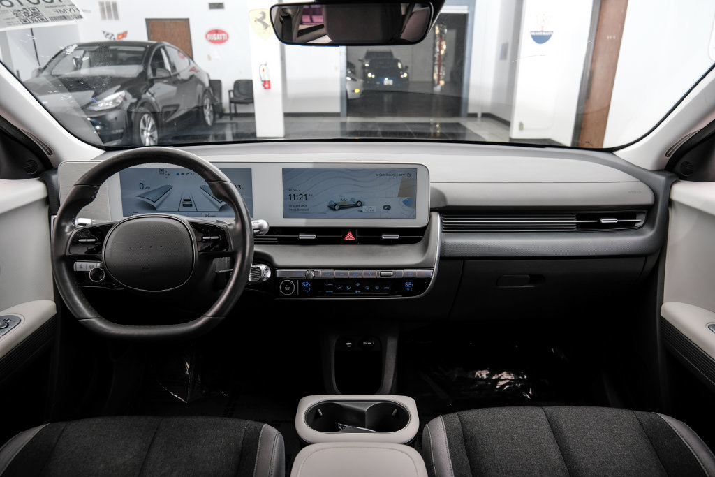Used 2024 Hyundai Ioniq 5 SEL RWD image 16