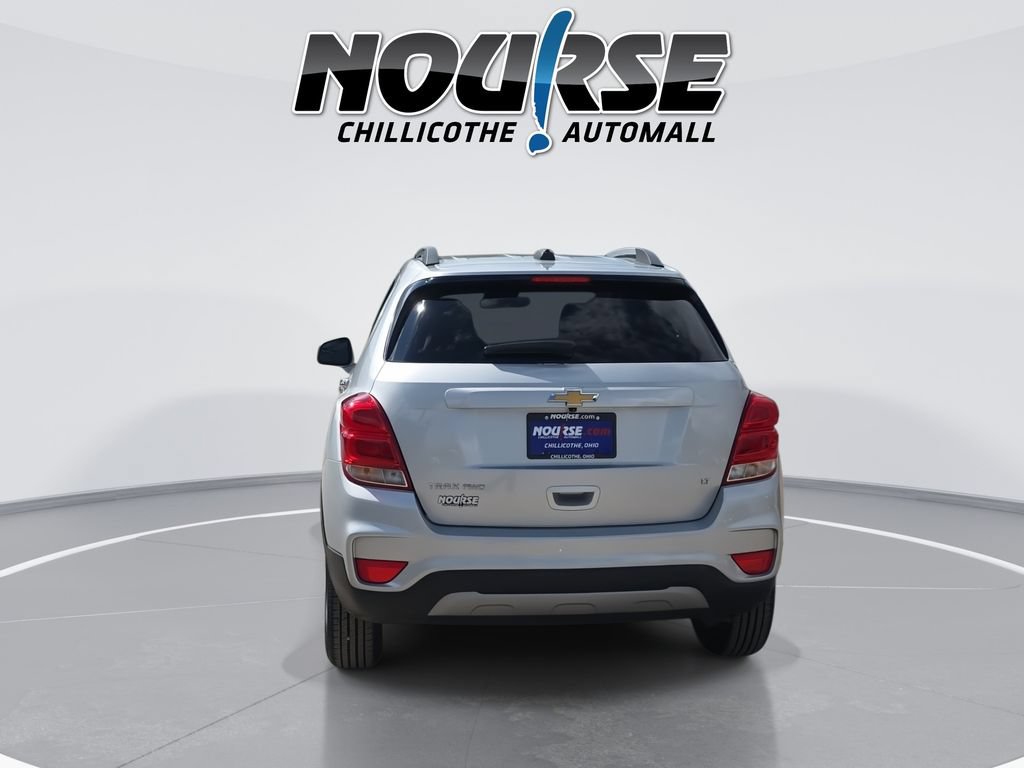Used 2020 Chevrolet Trax LT w/ LT Convenience Package AWD/4WD image 7