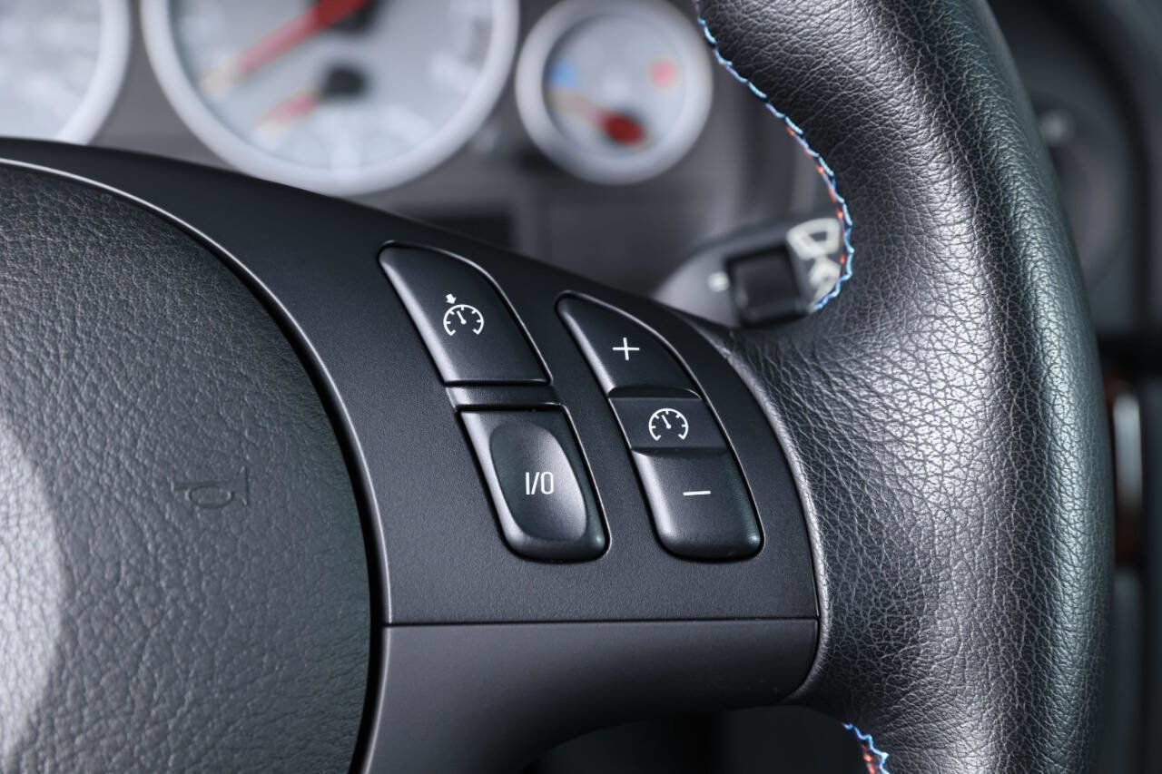 Used 2002 BMW M5 image 70