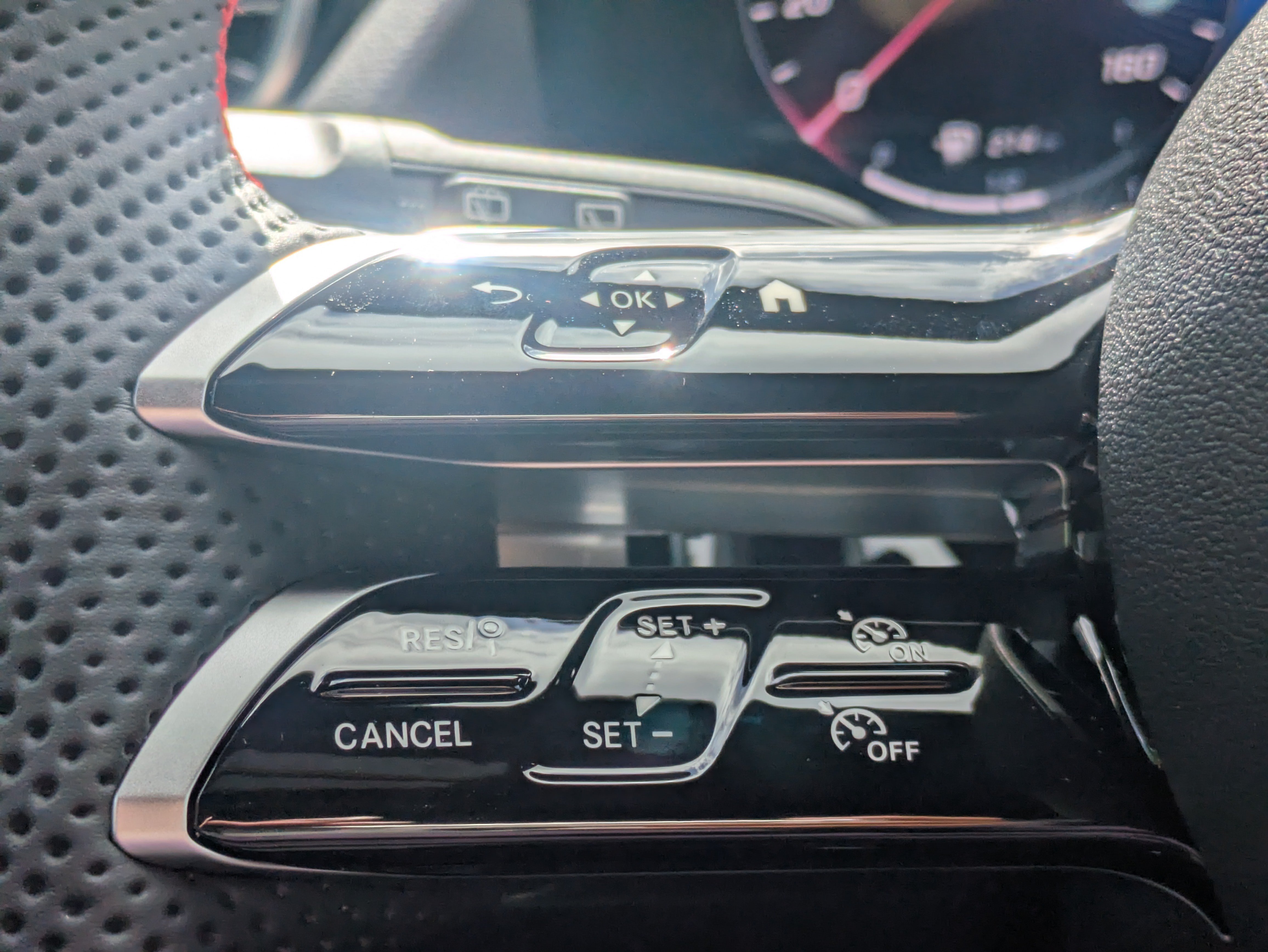 New 2026 Mercedes-Benz GLA 250 4MATIC image 25