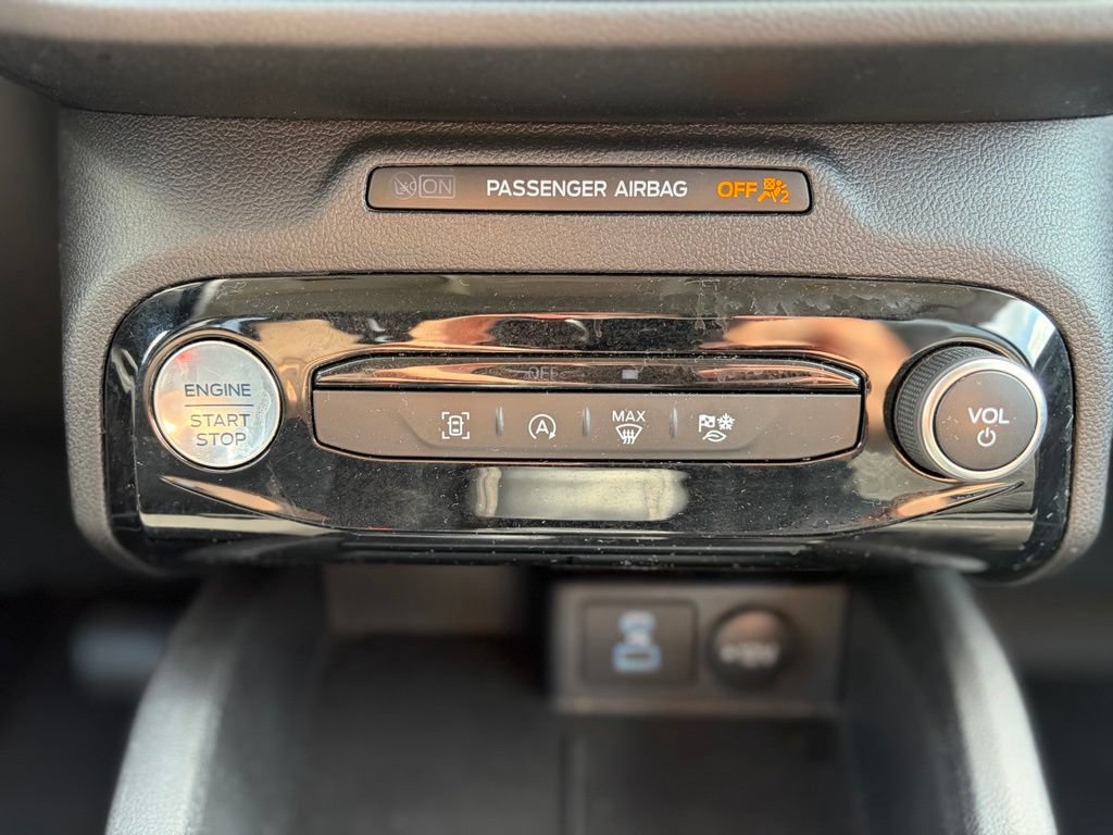 Used 2023 Ford Escape Active w/ Tech Pack #1 AWD/4WD image 30