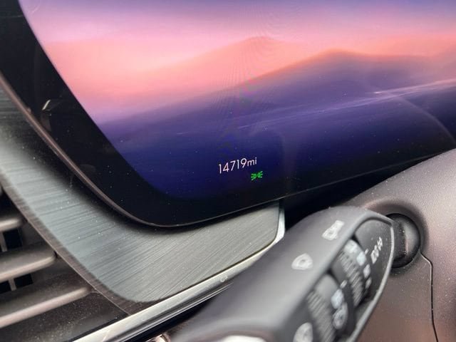 Used 2024 Buick Envision Preferred AWD/4WD image 6
