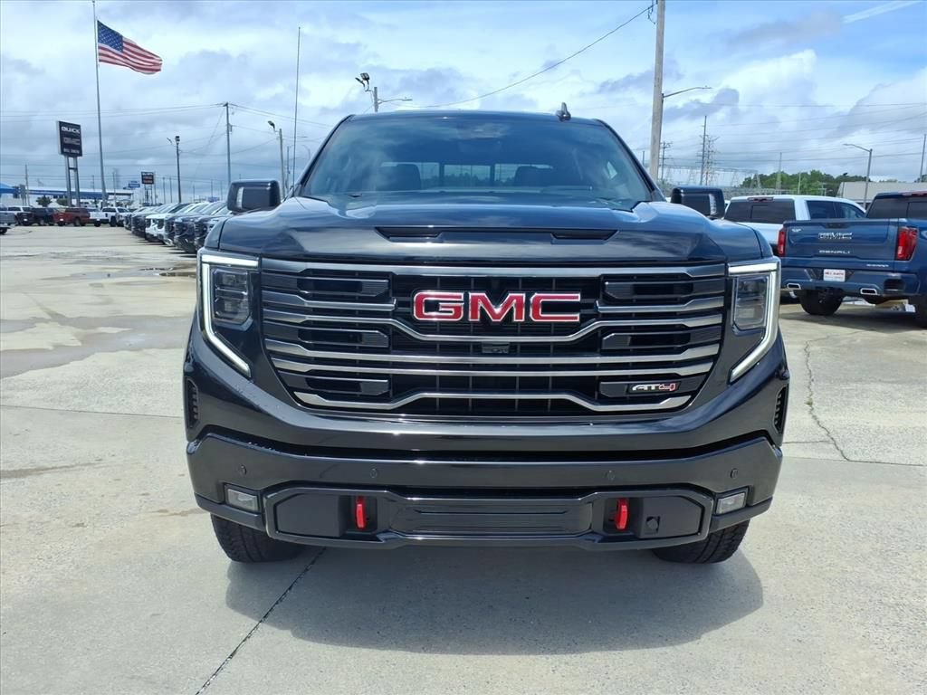 New 2026 GMC Sierra 1500 AT4 w/ AT4 Premium Package AWD/4WD image 2