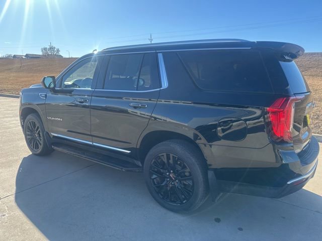 Used 2023 GMC Yukon SLT image 4