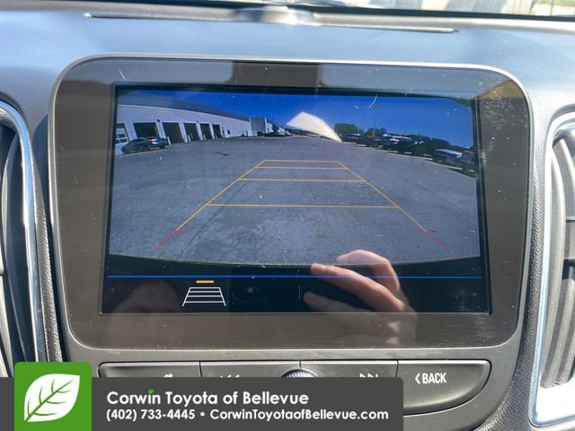 Used 2020 Chevrolet Malibu LT FWD image 13