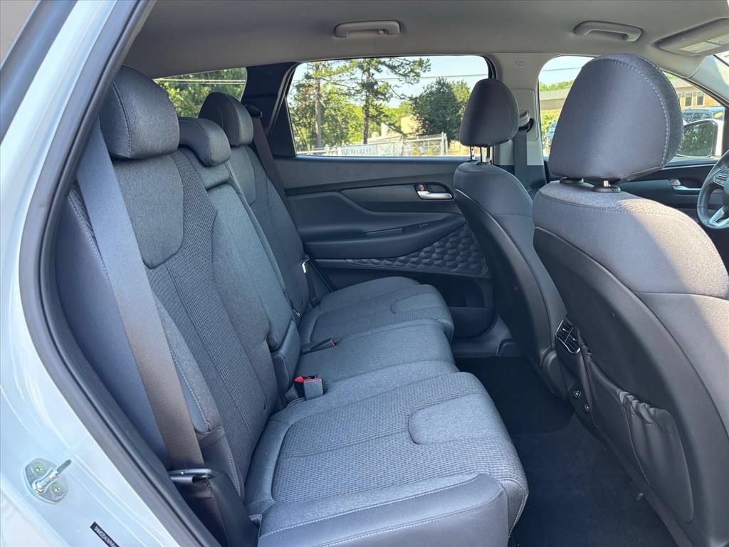 Used 2023 Hyundai Santa Fe SEL w/ Cargo Package AWD/4WD image 11