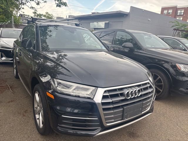 Used 2018 Audi Q5 2.0T Premium Plus w/ Premium Plus Package AWD/4WD image 11