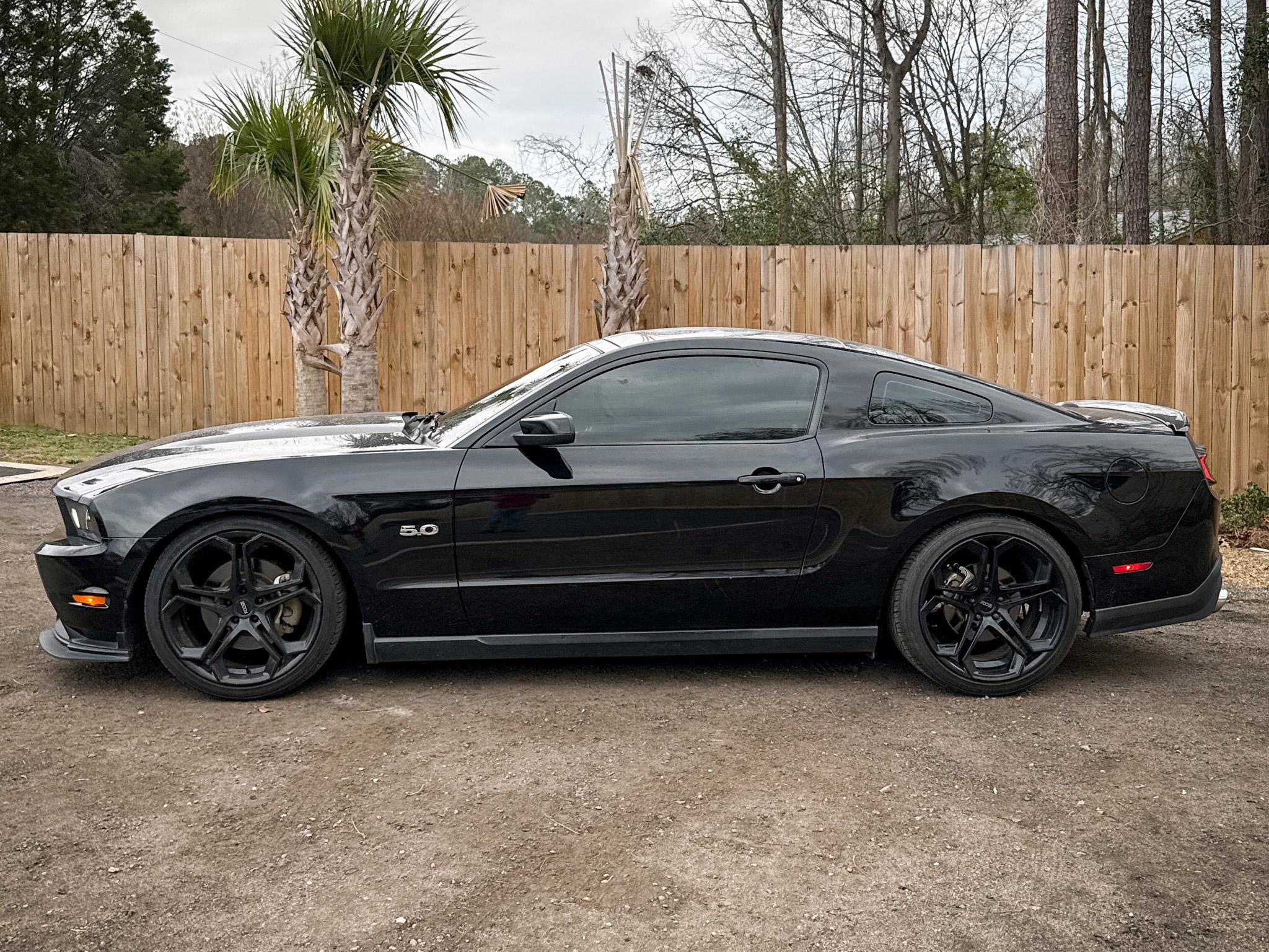 Used 2011 Ford Mustang GT Premium w/ Security Pkg image 5