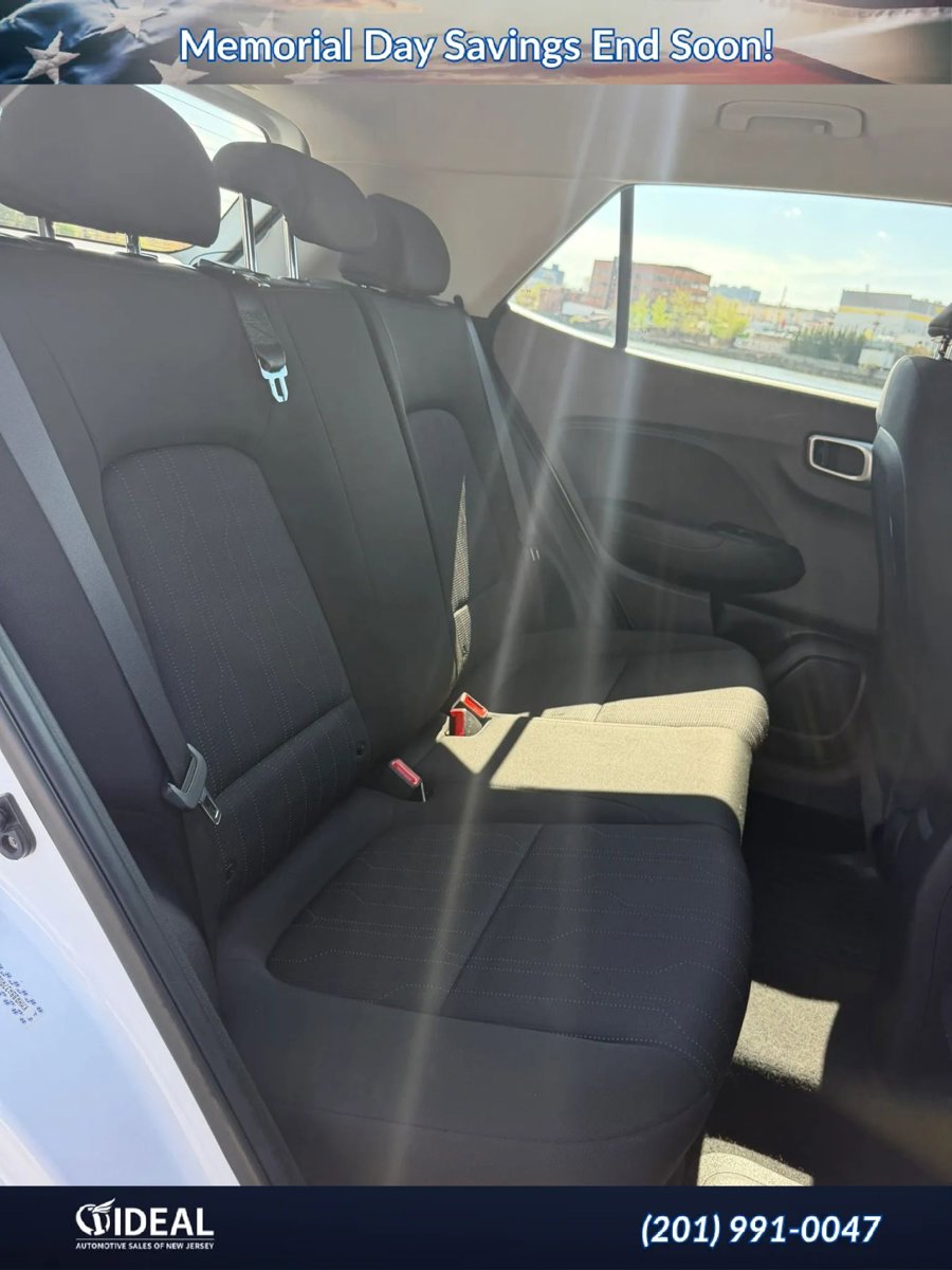 Used 2024 Hyundai Venue SE FWD image 57