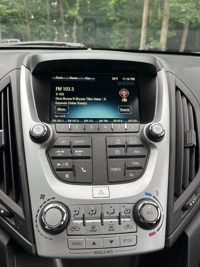 Used 2017 Chevrolet Equinox LS FWD image 40