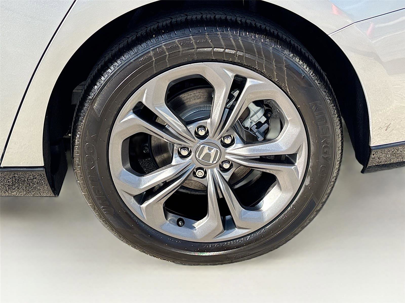Used 2025 Honda Accord EX-L image 35