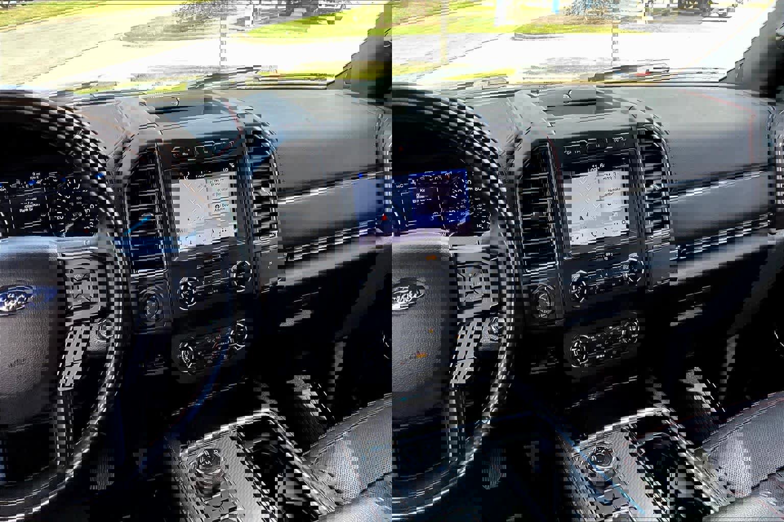 Used 2019 Ford Expedition Limited w/ Equipment Group 303A image 7