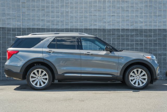 Used 2023 Ford Explorer Limited w/ Limited Technology Package AWD/4WD image 6